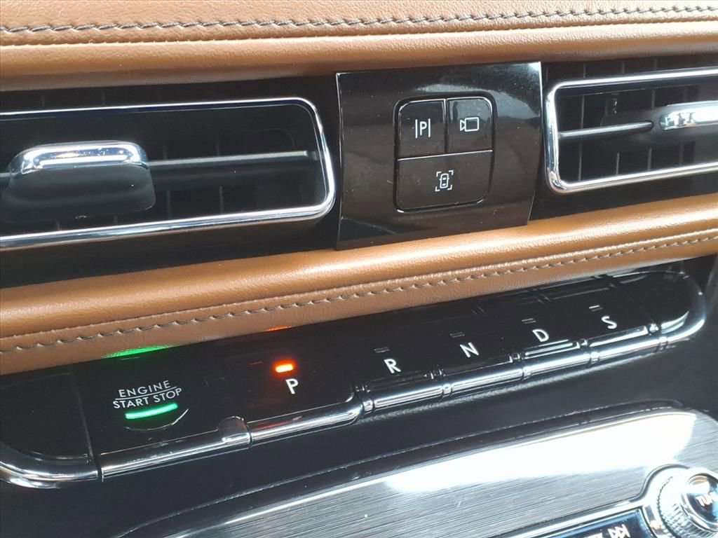 Used 2023 Lincoln Nautilus Reserve w/ Luxury Package AWD/4WD image 26