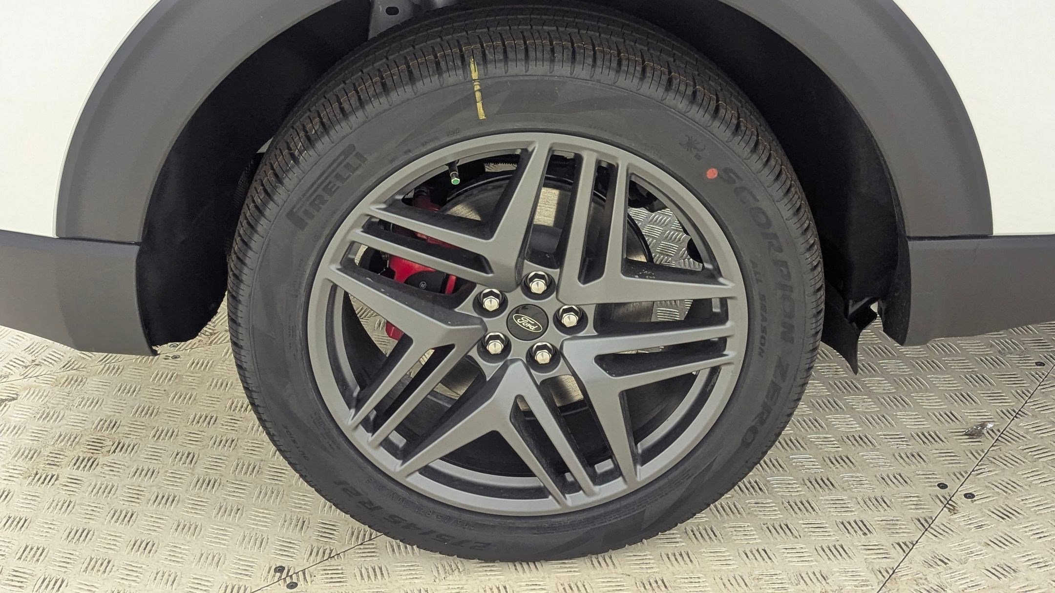 New 2026 Ford Explorer ST-Line w/ ST-Line Street Pack image 12