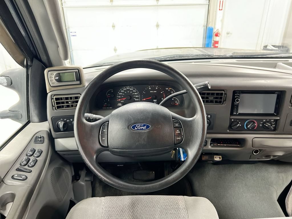 Used 2004 Ford F350 XL AWD/4WD image 11