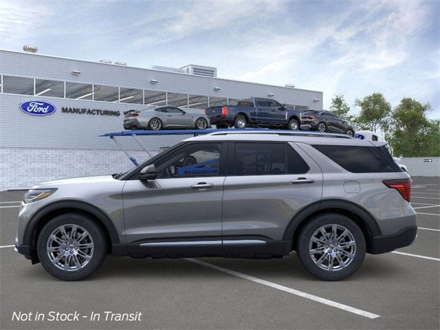 New 2025 Ford Explorer Platinum image 3