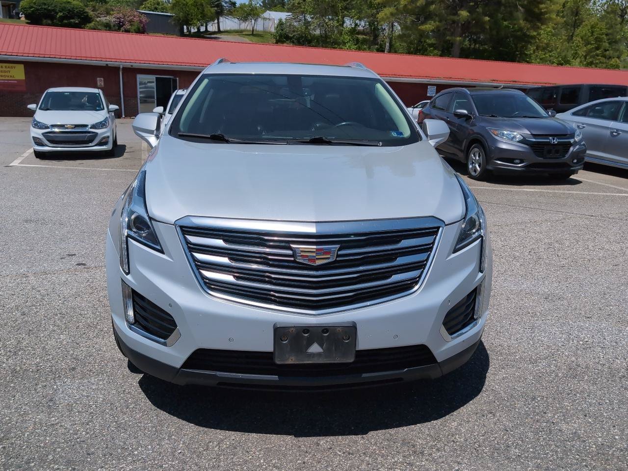 Used 2017 Cadillac XT5 Luxury AWD/4WD image 8