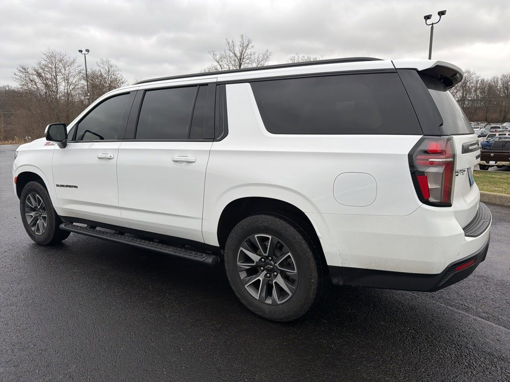 Used 2024 Chevrolet Suburban Z71 w/ Luxury Package image 7