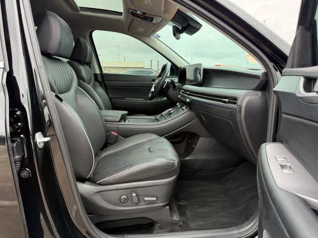 Used 2024 Hyundai Palisade Limited FWD image 22