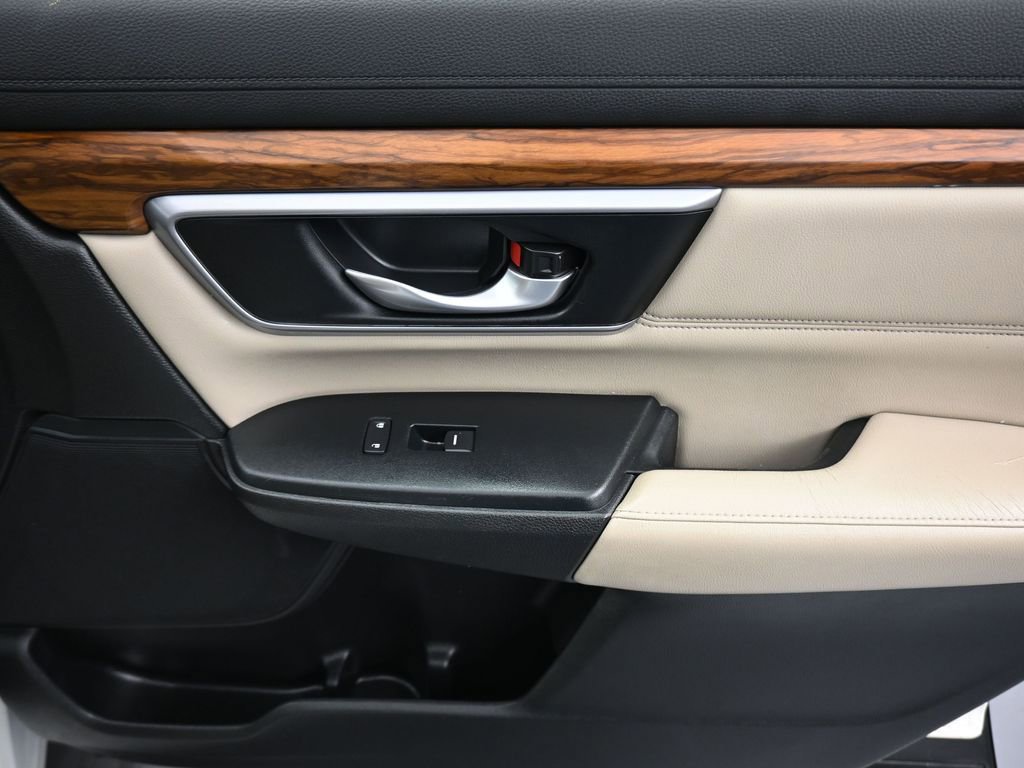 Used 2017 Honda CR-V Touring image 42