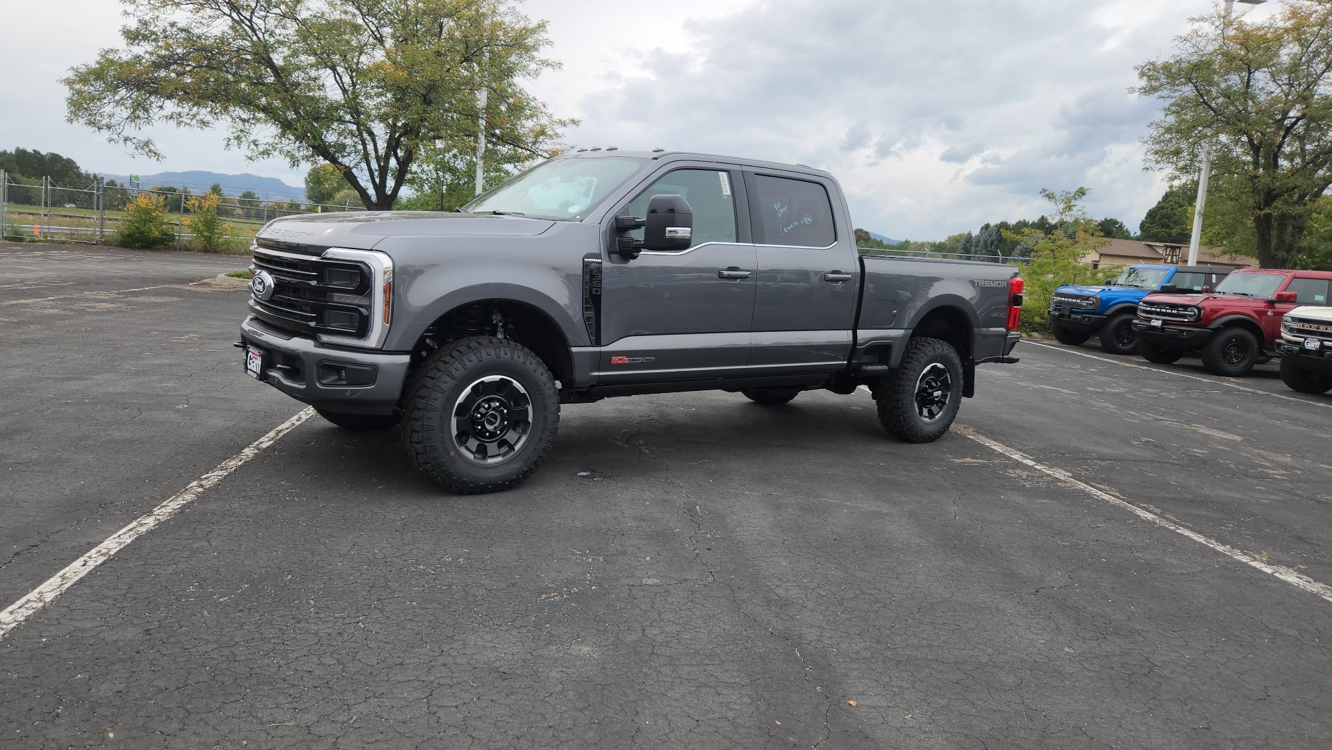 New 2027 Ford F350 Platinum w/ Tremor Off-Road Package AWD/4WD image 3