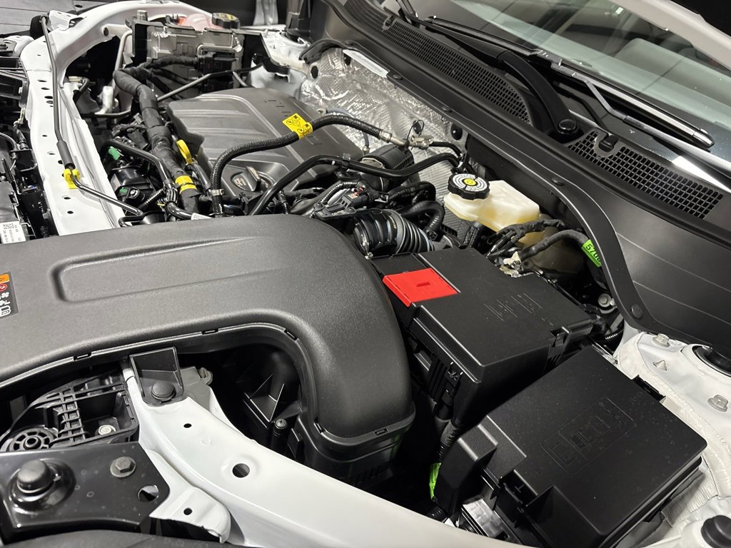 New 2026 Chevrolet Trax RS w/ Driver Confidence Package image 5