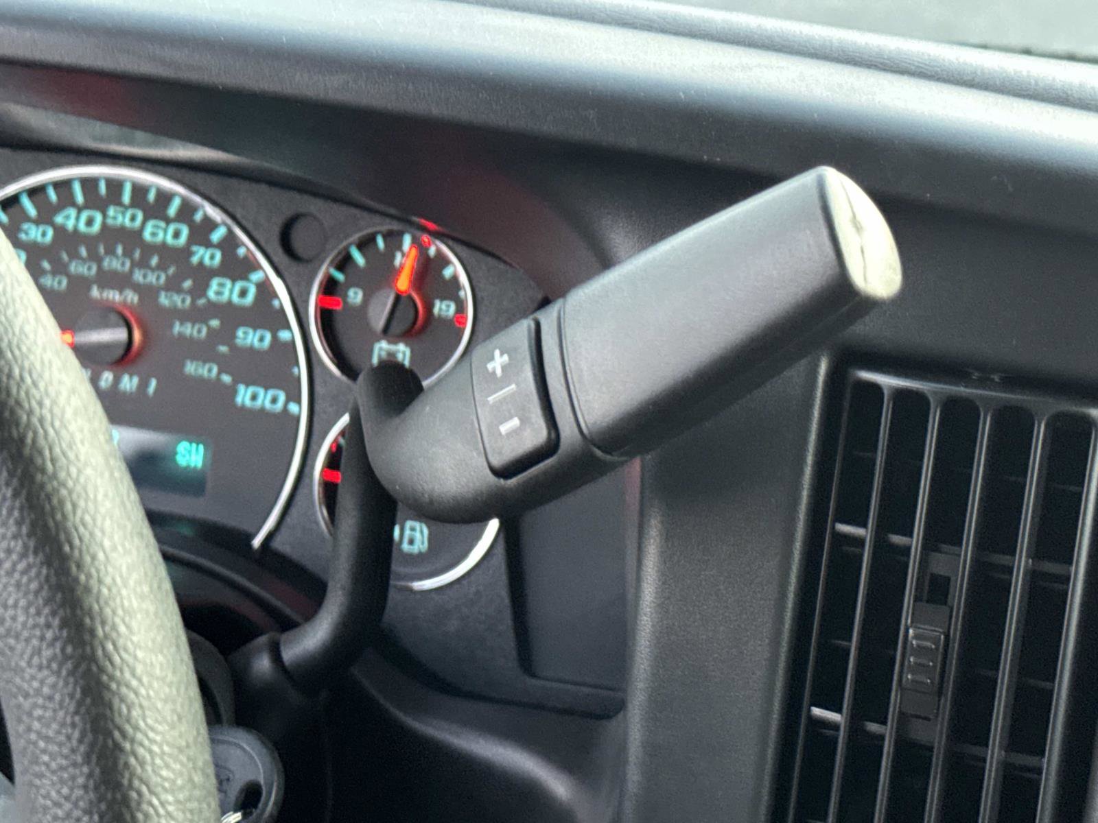 New 2026 Chevrolet Express 2500 w/ Driver Convenience Package RWD image 21