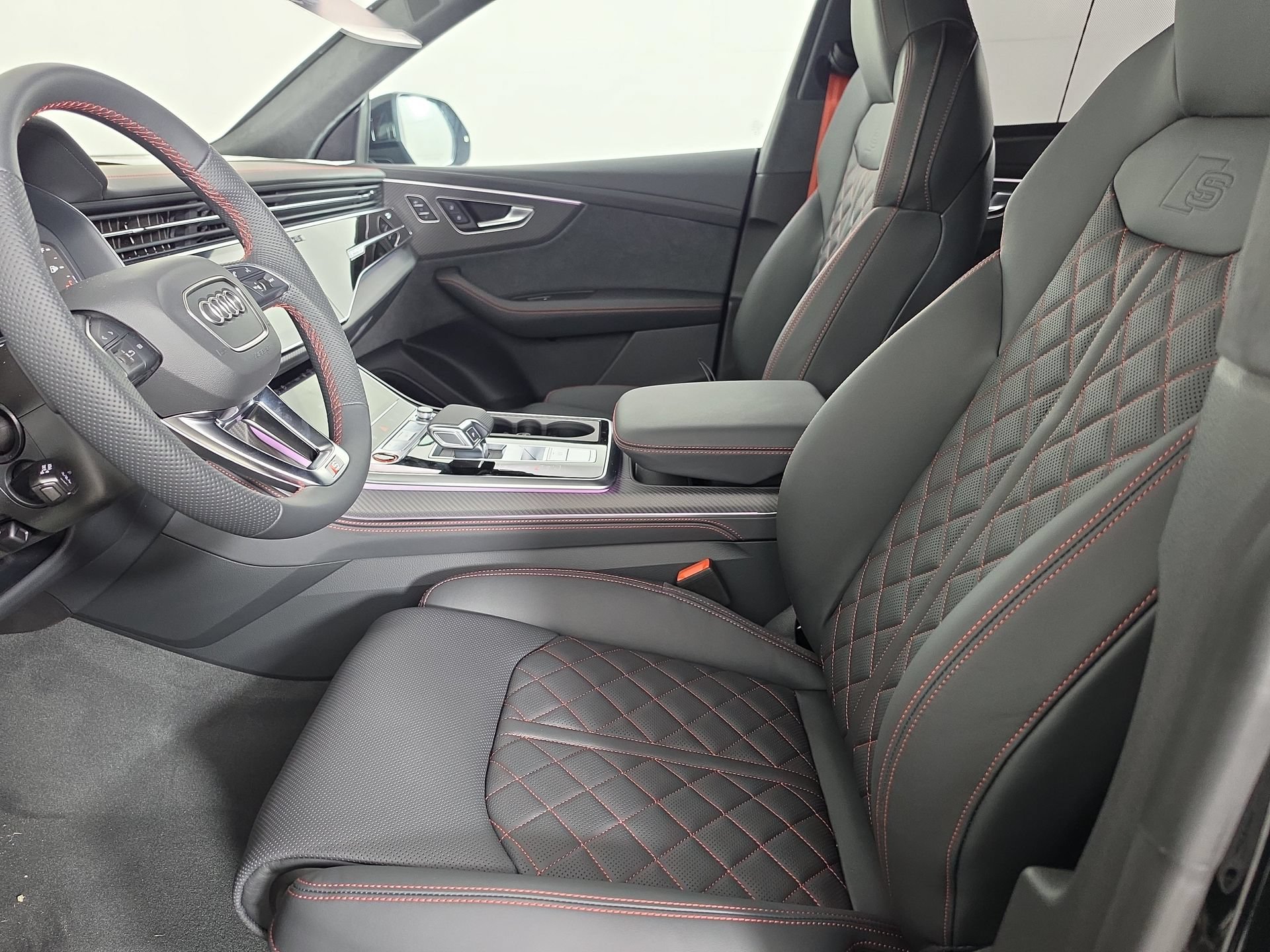 New 2026 Audi SQ8 Prestige AWD/4WD image 13