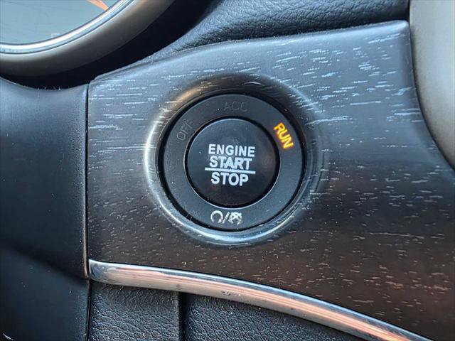 Used 2017 Jeep Grand Cherokee Limited AWD/4WD image 30