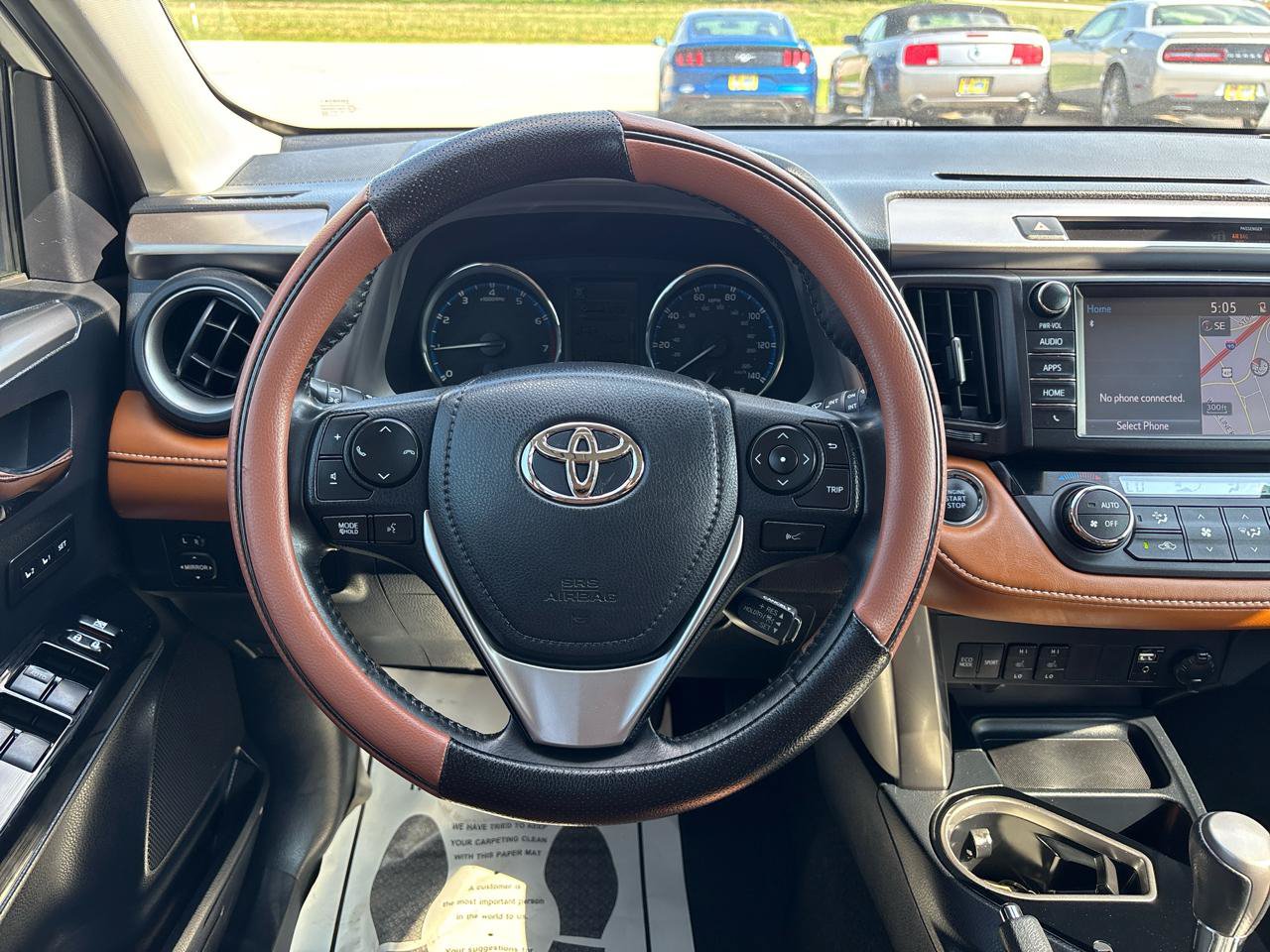 Used 2018 Toyota RAV4 Limited FWD image 13
