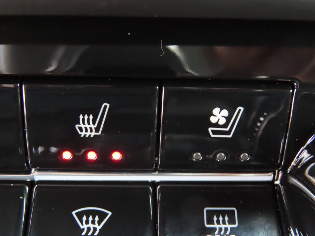 New 2026 Chevrolet Equinox RS w/ Convenience Package III image 11