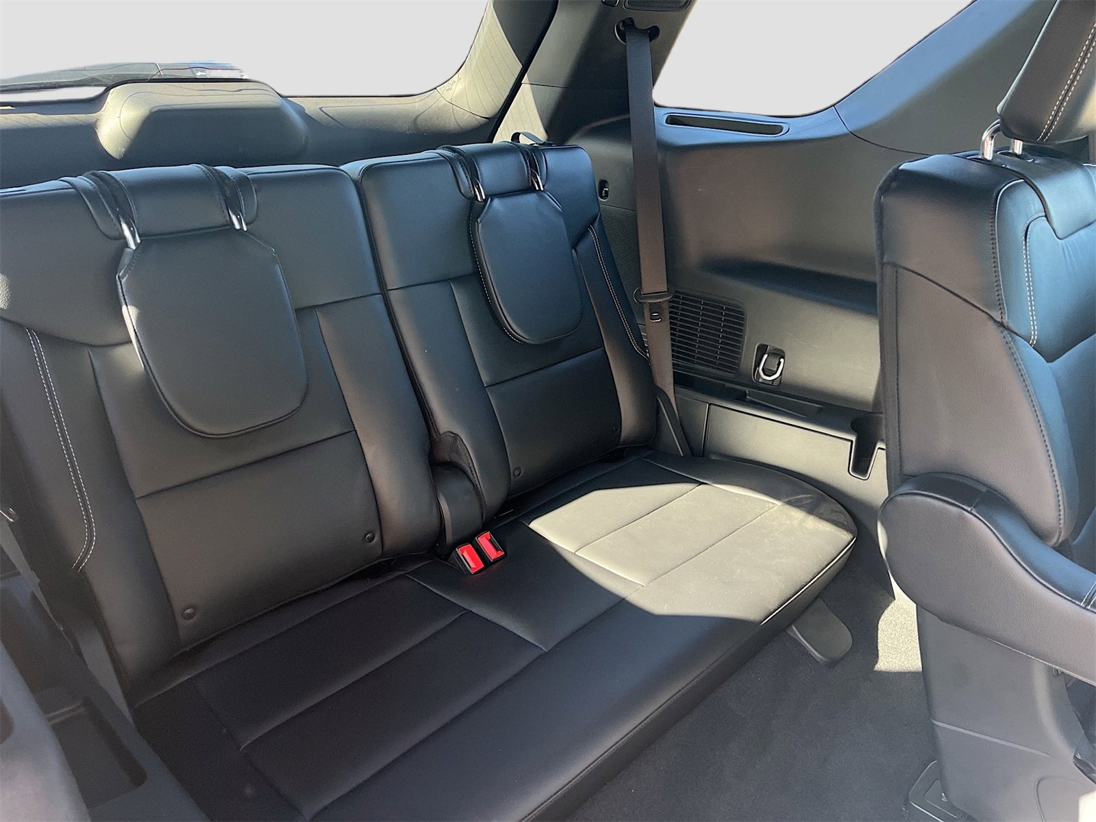 Used 2023 Ford Explorer ST w/ Equipment Group 401A image 29