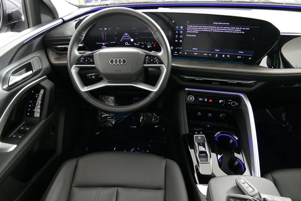 Certified 2025 Audi Q5 Premium w/ Convenience Package AWD/4WD image 21