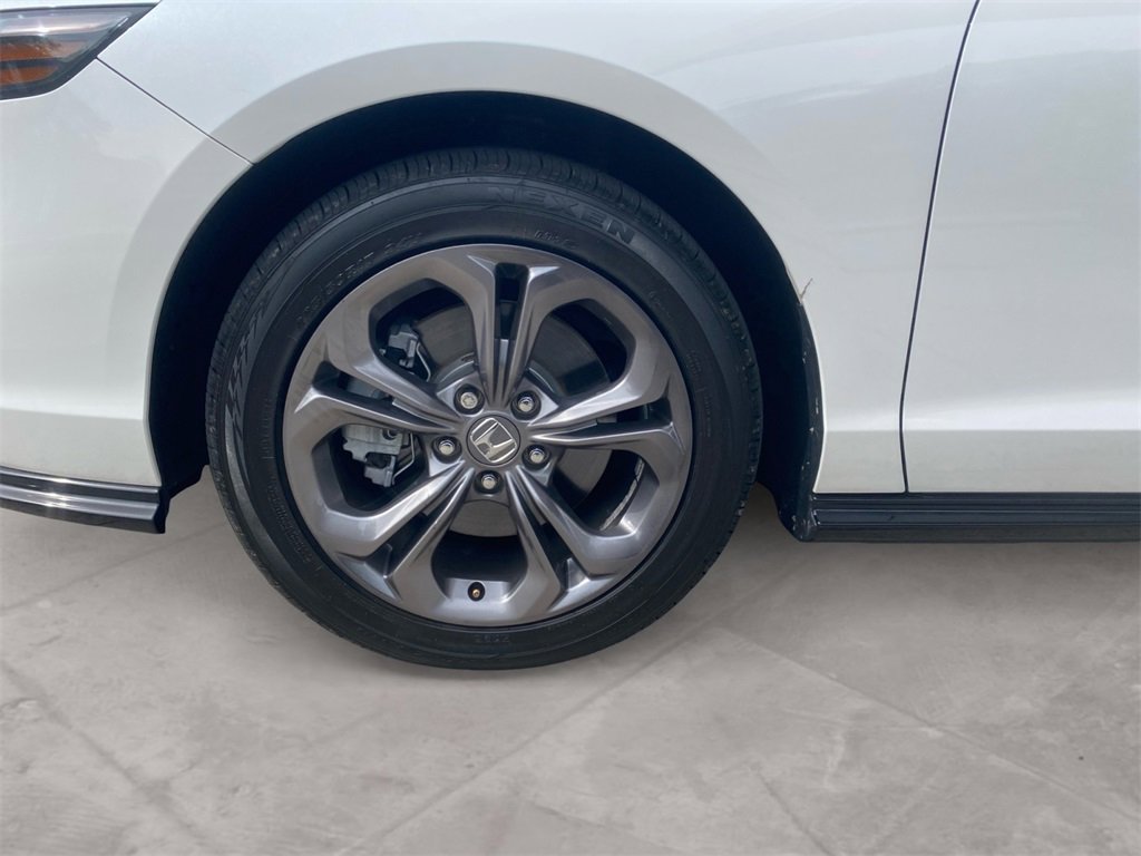 Used 2023 Honda Accord EX-L image 14