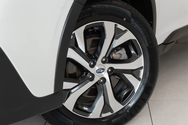 Used 2022 Subaru Outback Touring AWD/4WD image 2