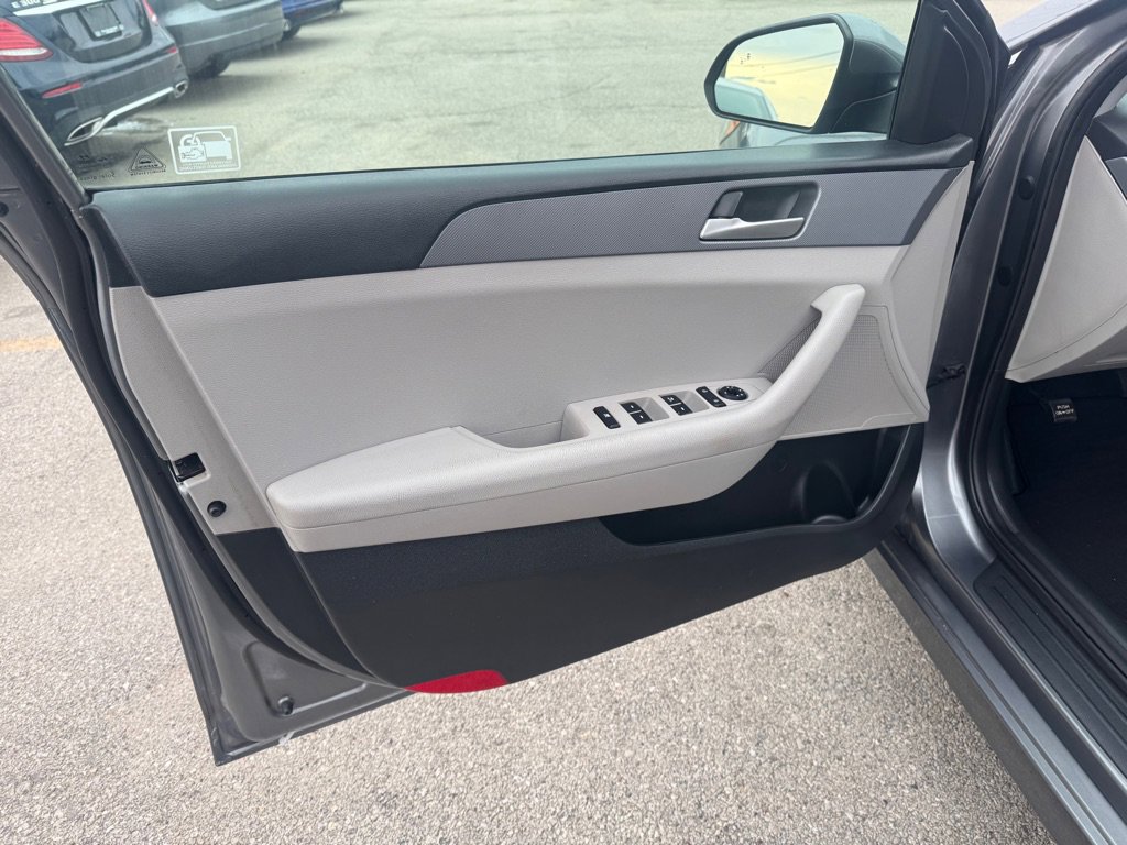 Used 2018 Hyundai Sonata SE image 21