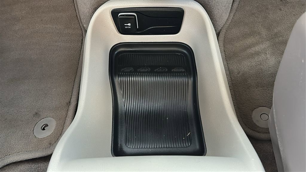 Used 2017 Chrysler Pacifica LX image 27