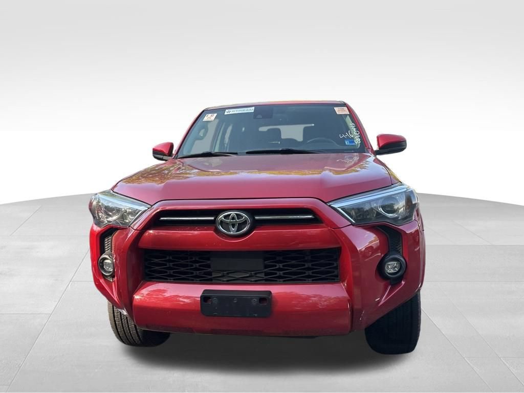 Used 2021 Toyota 4Runner SR5 AWD/4WD image 5