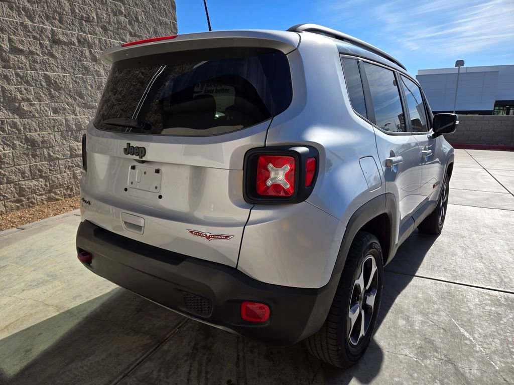 Used 2019 Jeep Renegade Trailhawk w/ Cold Weather Group II image 4
