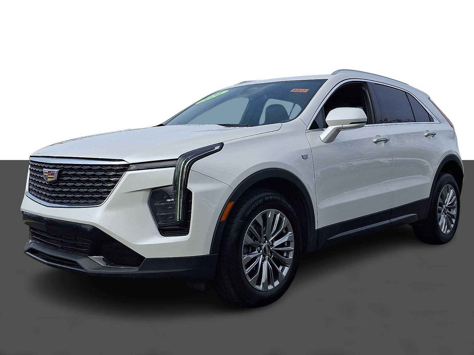 Used 2024 Cadillac XT4 Premium Luxury image 3