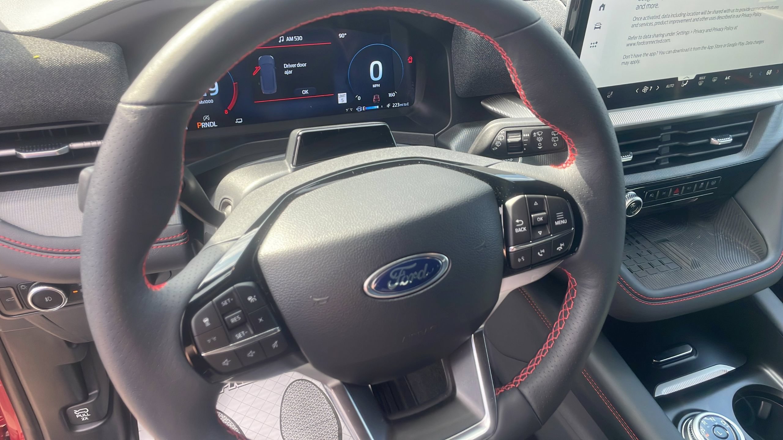 Used 2025 Ford Explorer ST-Line w/ Premium Package AWD/4WD image 43
