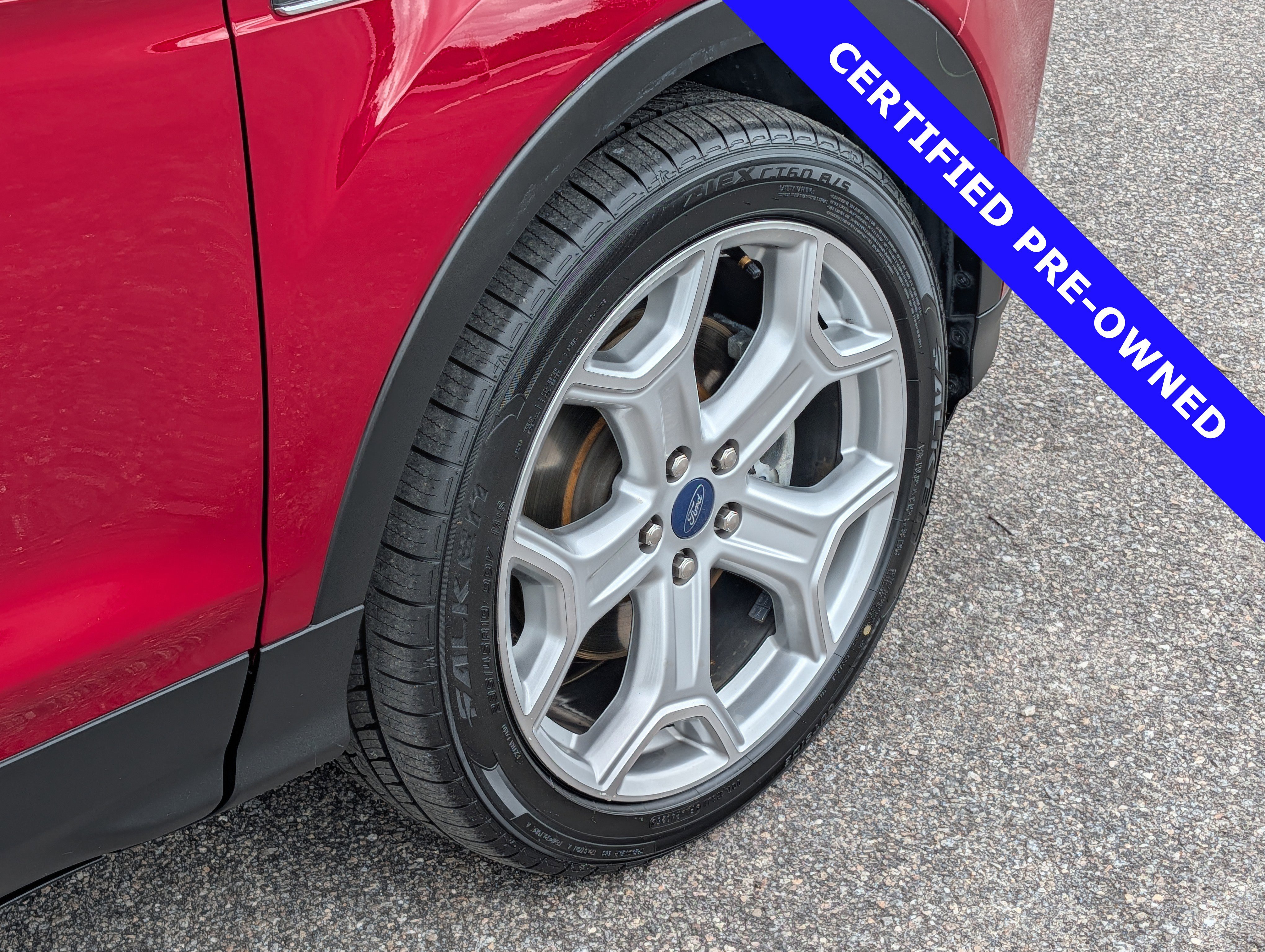 Certified 2018 Ford Escape Titanium image 12