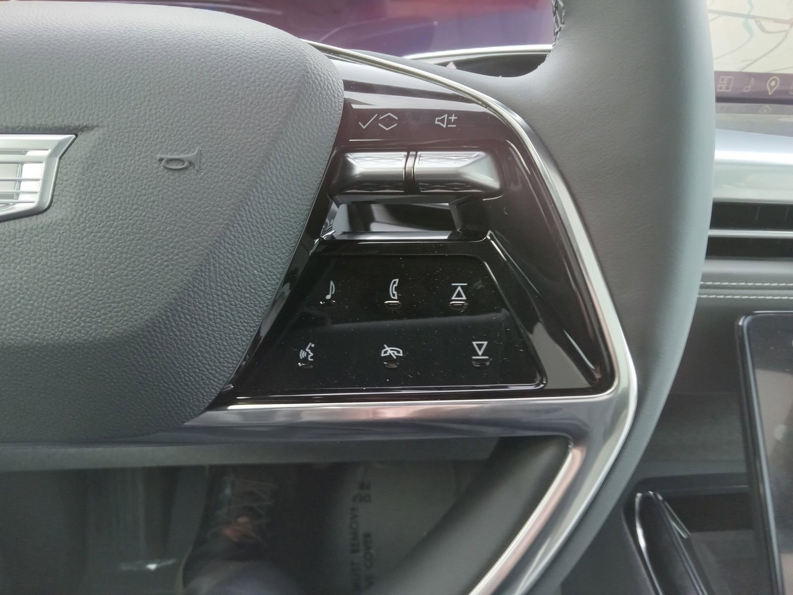 New 2026 Cadillac Escalade IQL Sport 1 w/ LPO, ONYX Package image 15