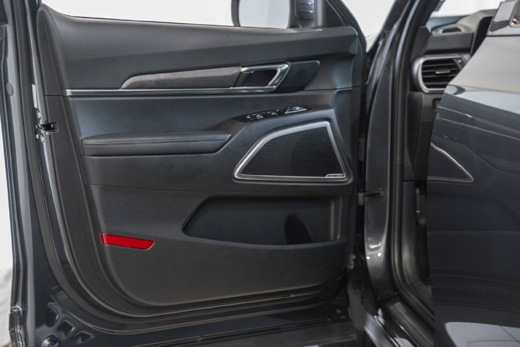 Used 2024 Kia Telluride EX X-Line AWD/4WD image 35