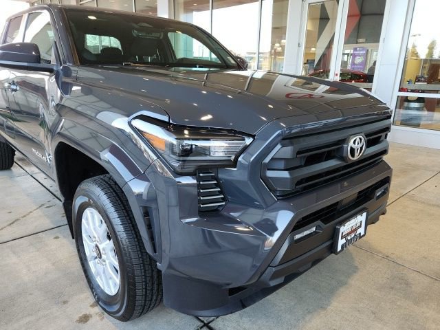 Certified 2024 Toyota Tacoma SR5 image 8