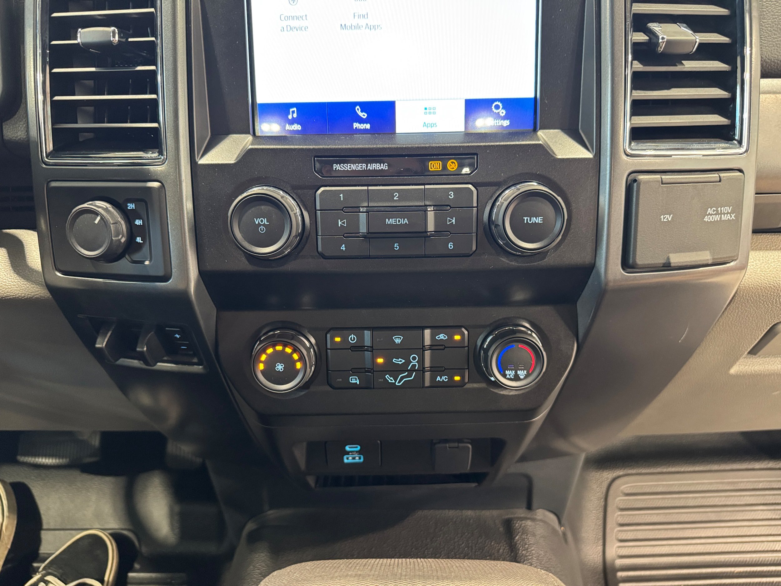 Used 2022 Ford F250 XLT w/ XLT Value Package AWD/4WD image 14