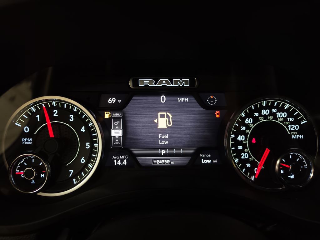 Used 2025 RAM 1500 Laramie image 9