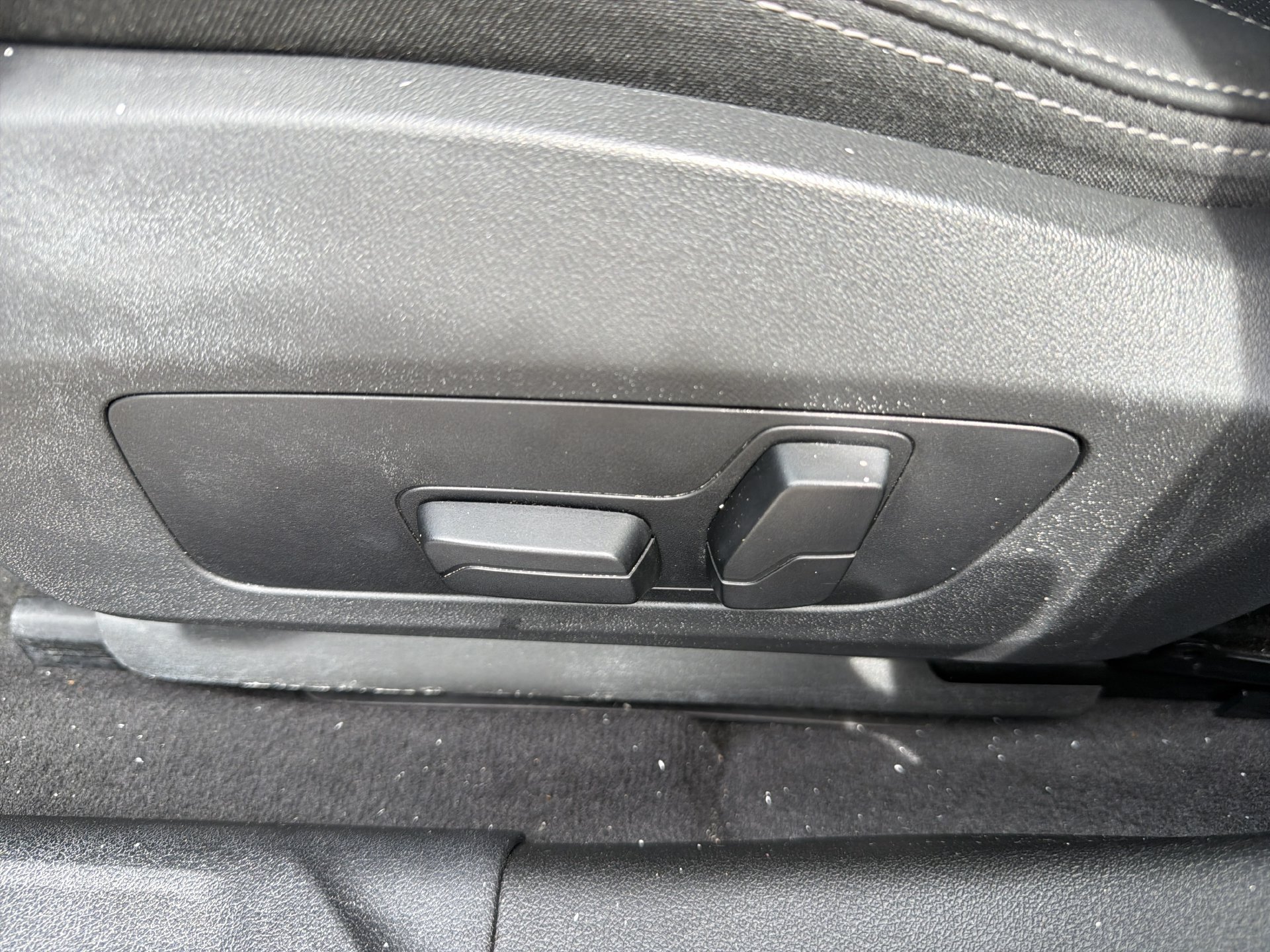Certified 2025 BMW 228i xDrive AWD/4WD image 23