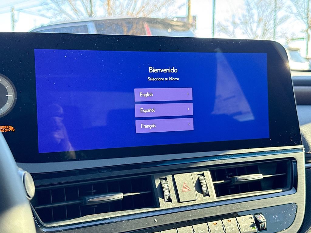 New 2025 Lexus ES 350 Ultra Luxury image 25