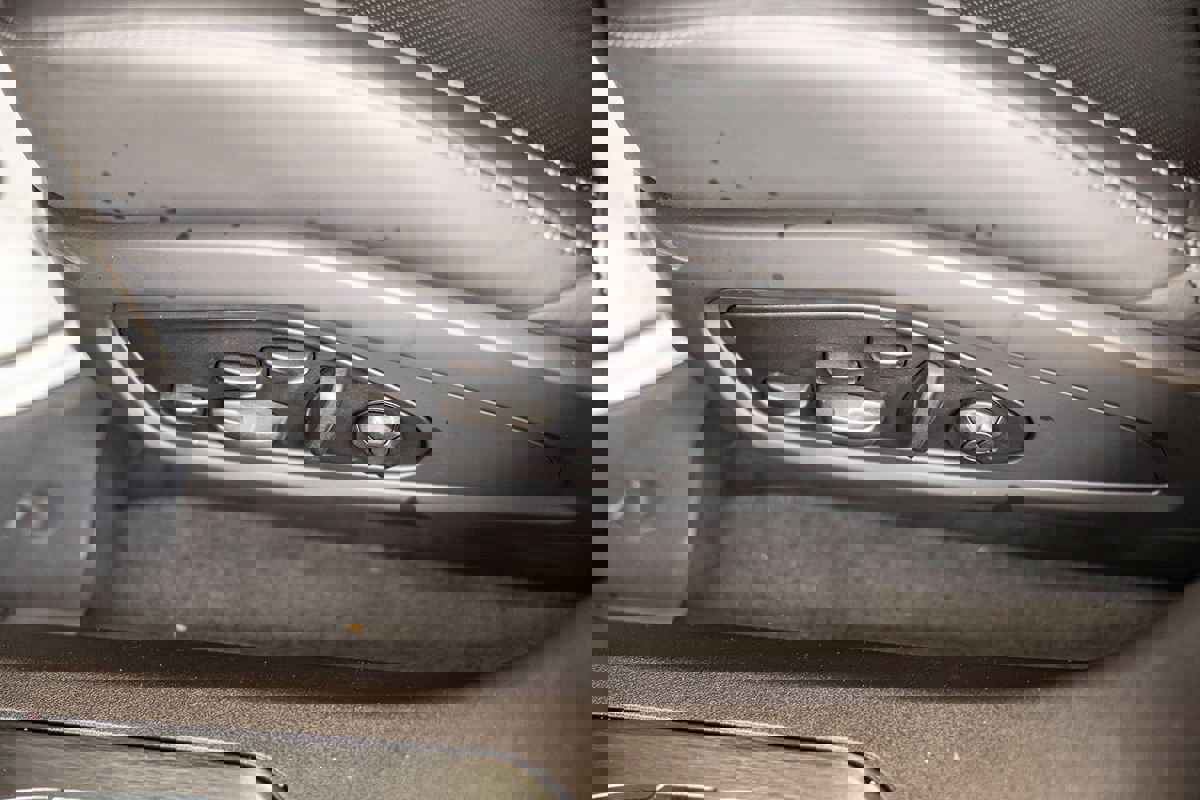 Used 2022 Porsche Taycan GTS image 25