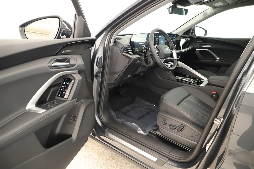 New 2025 Audi Q5 2.0T Premium Plus image 14