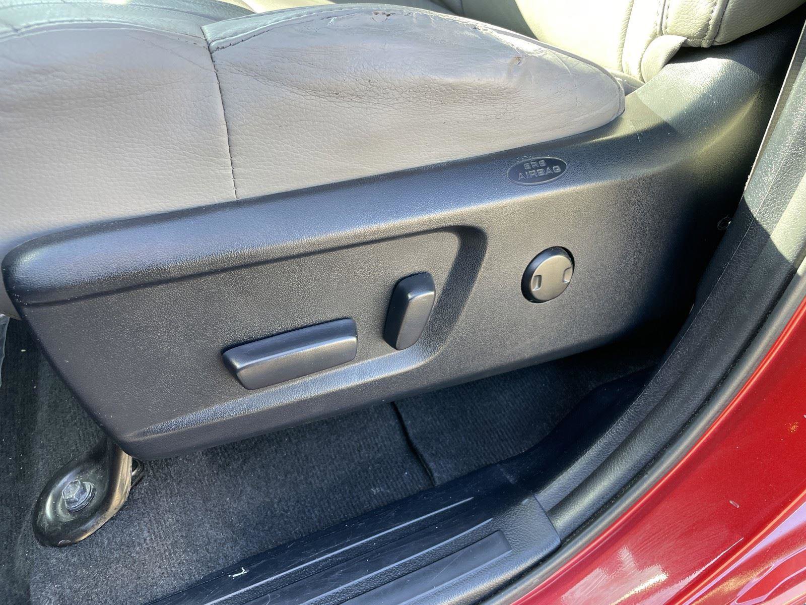 Used 2015 Toyota Tundra Limited image 11