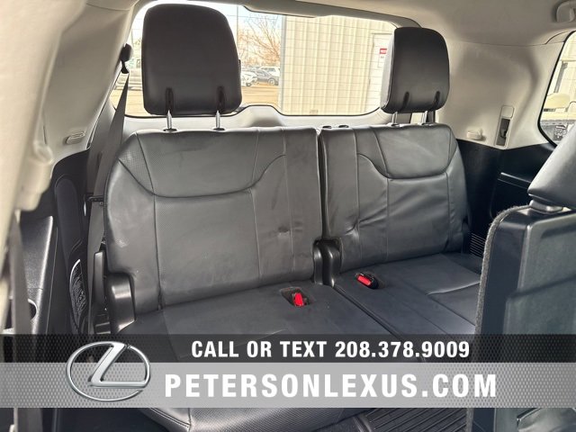 Used 2021 Lexus LX 570 4WD w/ 3rd Row & Luxury Pkg image 20