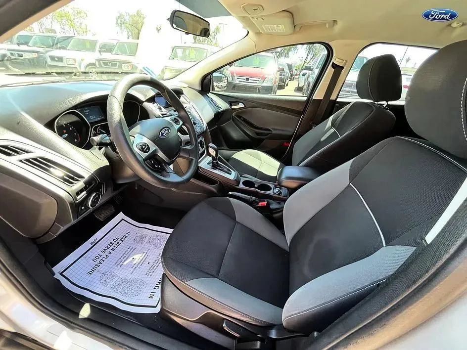 Used 2014 Ford Focus SE FWD image 10
