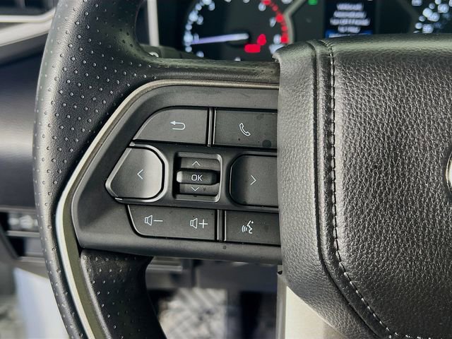 Used 2025 Toyota Tundra SR5 w/ SR5 Convenience Package AWD/4WD image 17