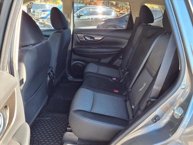 Used 2020 Nissan Rogue SV w/ Premium Package image 10