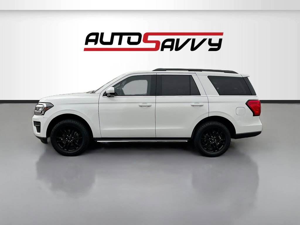 Used 2023 Ford Expedition XLT image 4
