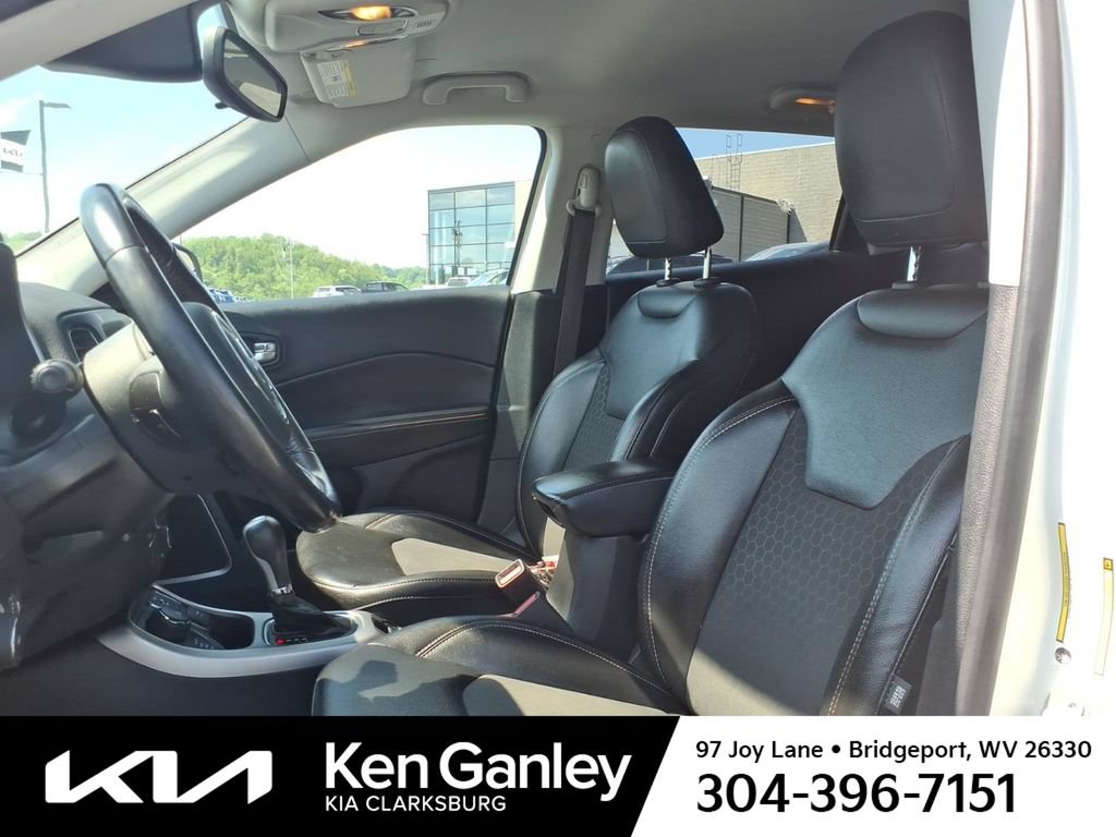 Used 2020 Jeep Compass Latitude AWD/4WD image 12