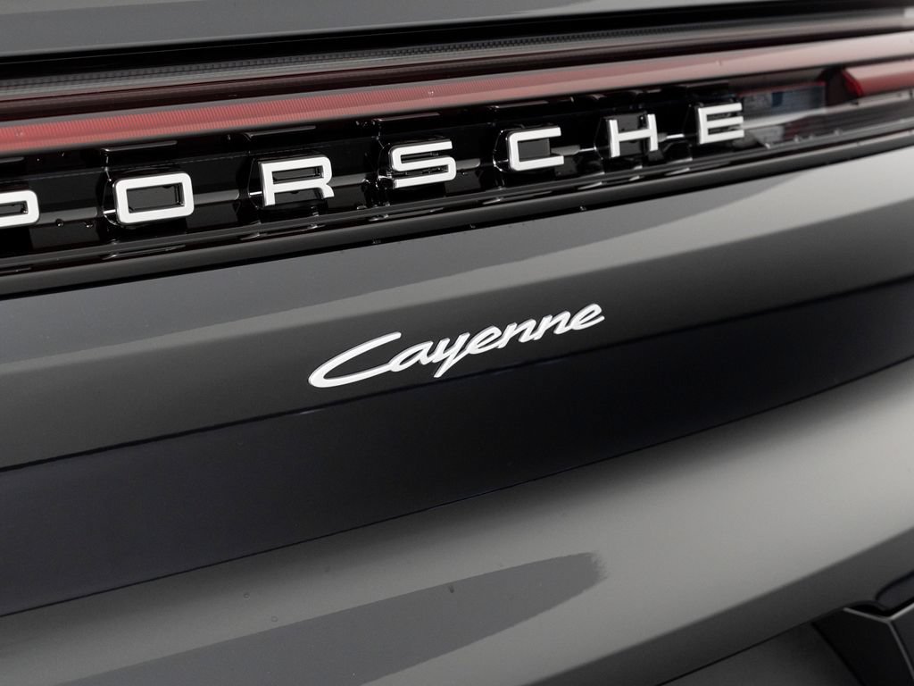 New 2026 Porsche Cayenne Coupe AWD/4WD image 45