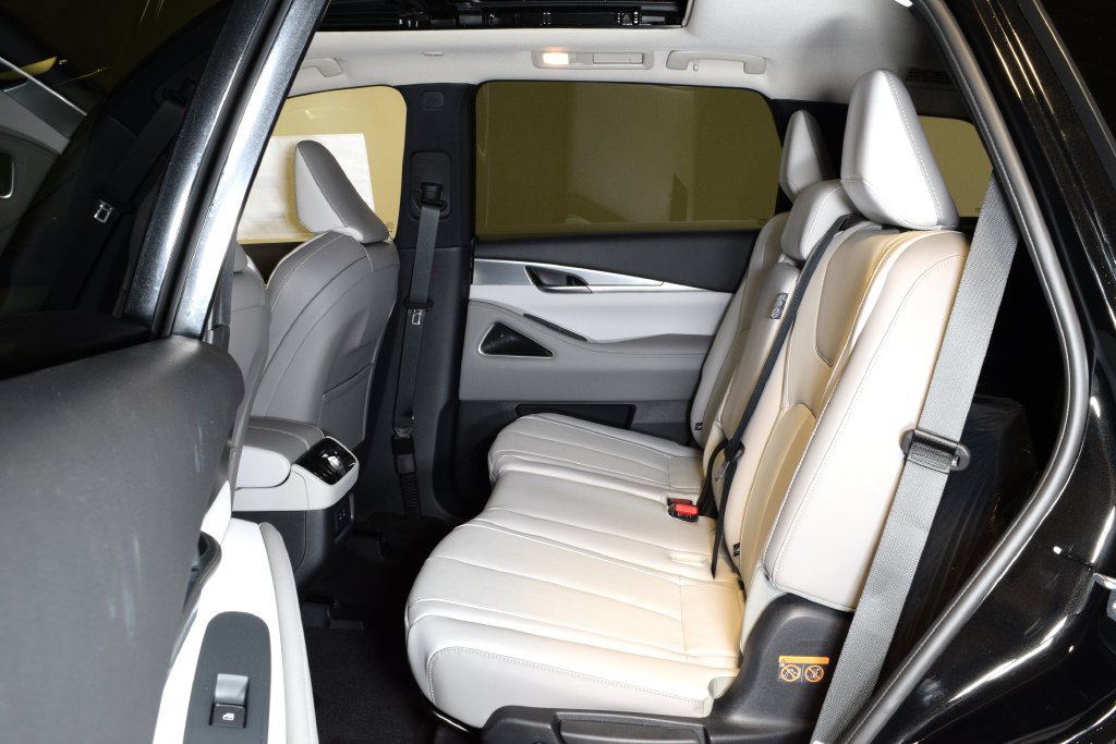 New 2027 INFINITI QX60 Luxe w/ Cargo Package AWD/4WD image 30