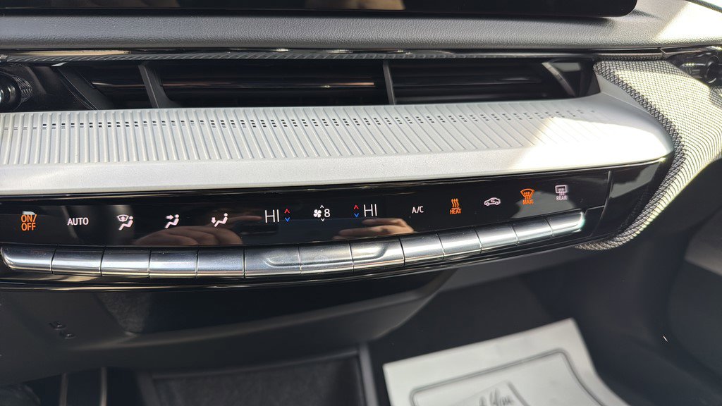 Certified 2025 Cadillac Optiq Sport 2 image 11