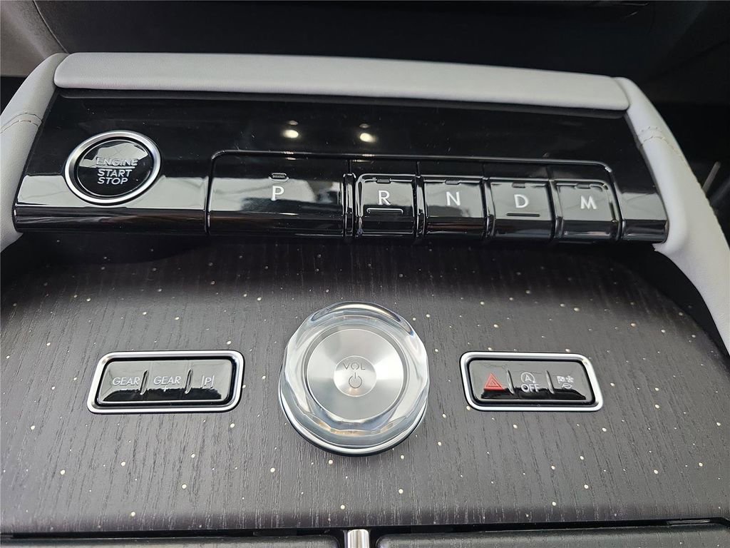 New 2025 Lincoln Navigator L Black Label w/ Black Label Special Edition image 19