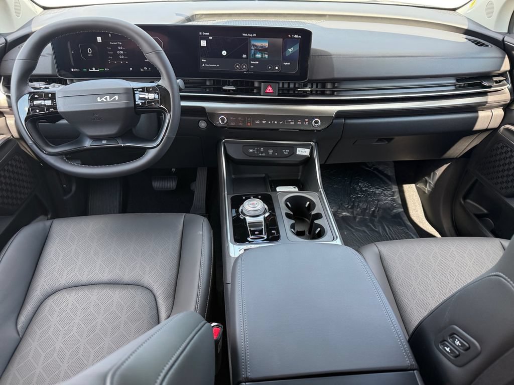 New 2027 Kia Carnival SX w/ Dark Edition Package FWD image 11
