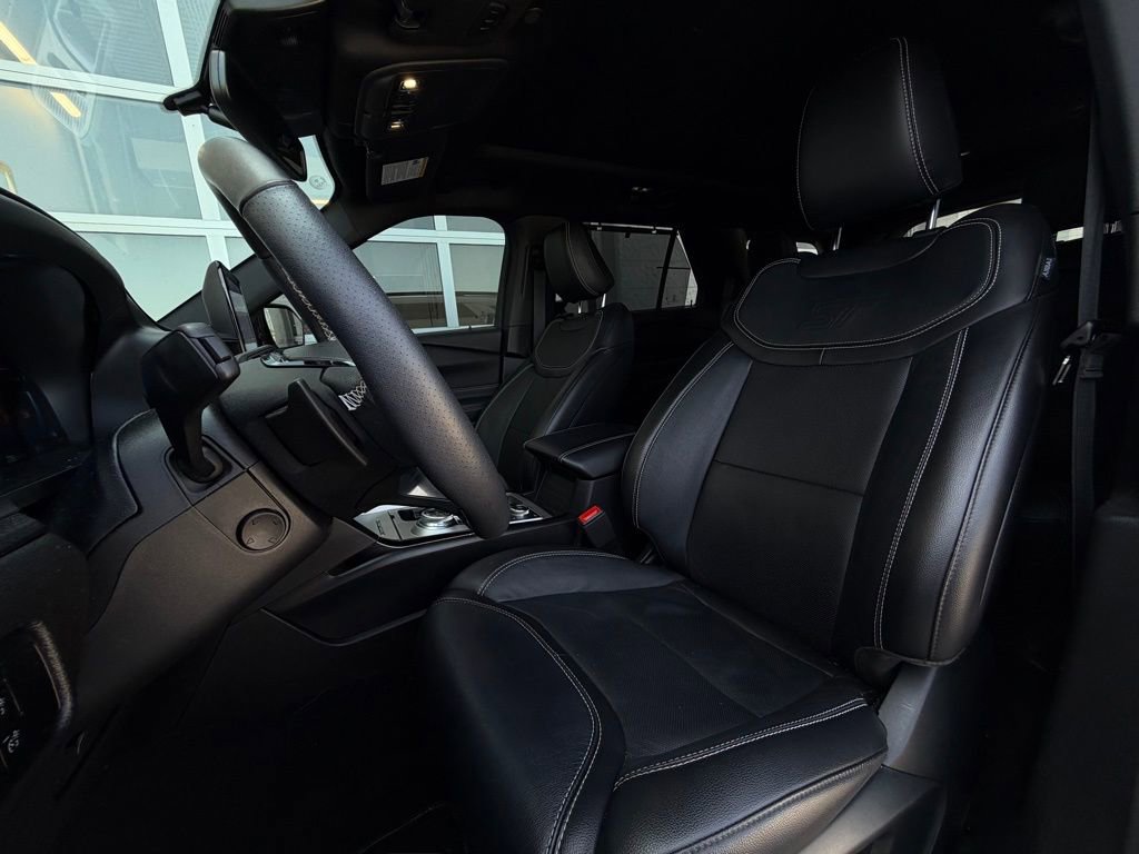 Used 2023 Ford Explorer ST w/ Equipment Group 401A AWD/4WD image 6