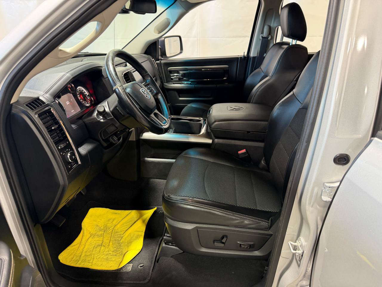Used 2016 RAM 1500 Sport AWD/4WD image 24