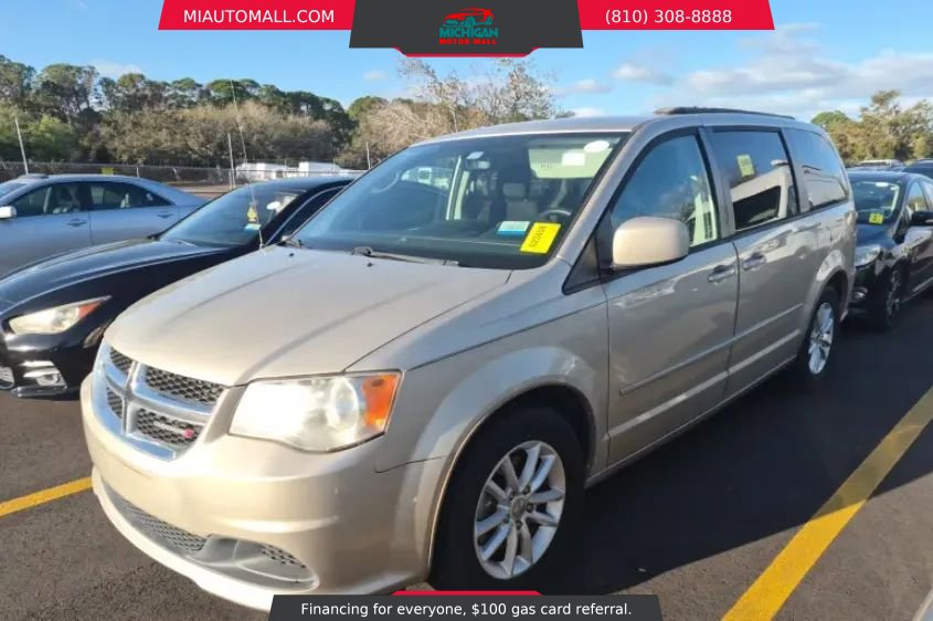 Used 2014 Dodge Grand Caravan SXT w/ UConnect Hands-Free Group FWD image 6